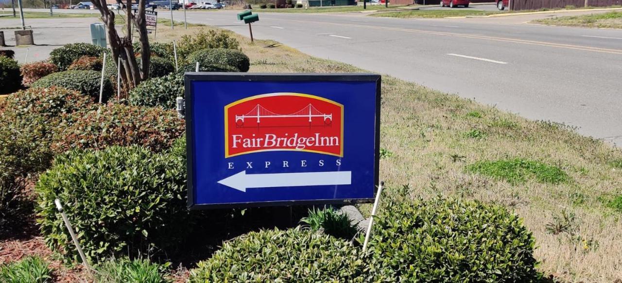 Fairbridge Inn Express Stuttgart Exteriör bild